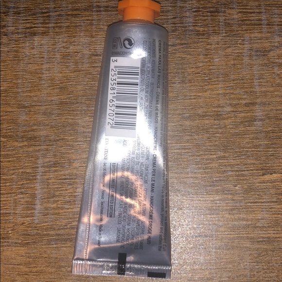 L'OCCITANE Honey Harvest Hand Cream - Picture 3 of 3